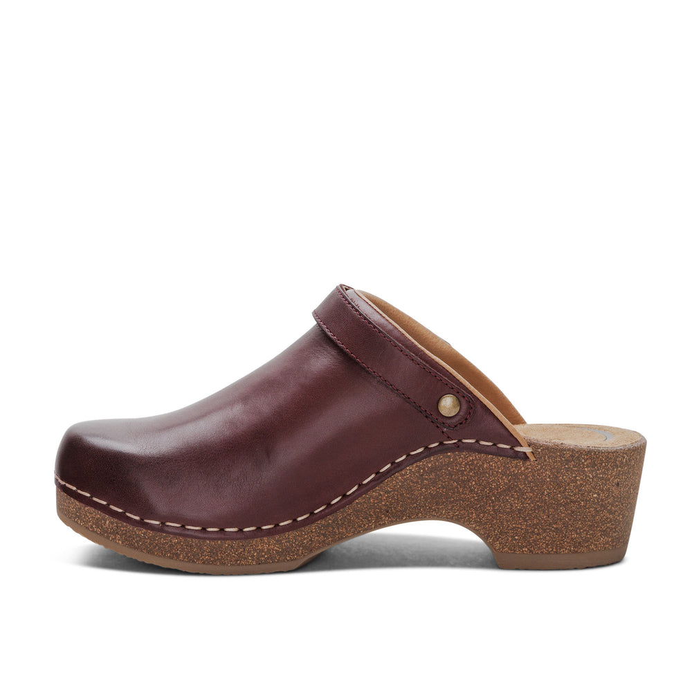 
                      
                        Beckie Womens Burgundy - Aetrex PH -
                      
                    